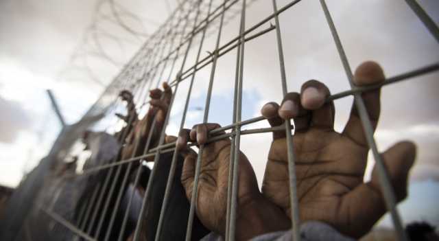 أسرى فلسطينيون يعتزمون الإضراب عن الطعام في منتصف أيلول