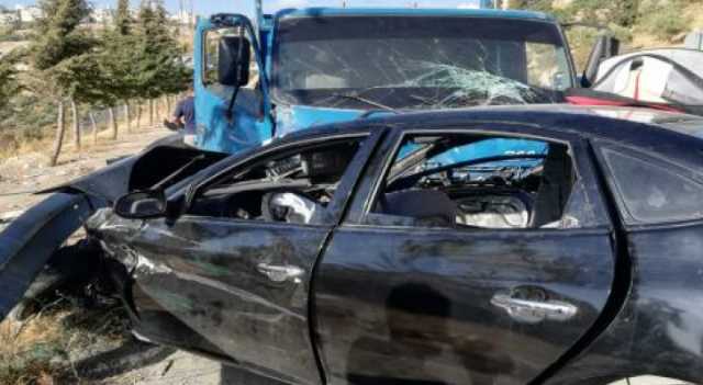 مصدر أمني: وفاة 3 أشخاص وإصابة 3 آخرين بحادث تصادم في السلط