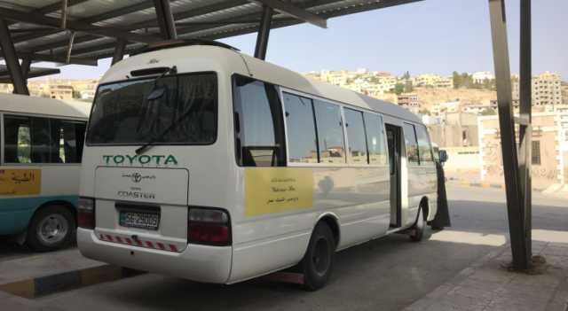 ما عقوبة سائق مركبات النقل العمومي عند انتقائه للركاب في الأردن ؟