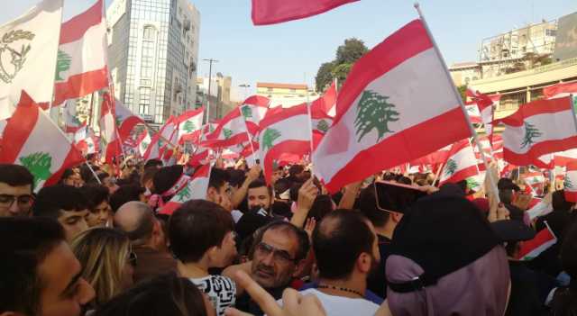 مراسلة رؤيا: جرحى باعتداء على ناشطين مشاركين بمسيرة الحريات في بيروت