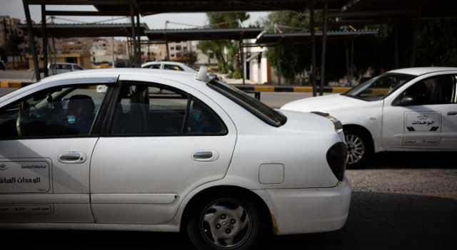 هذا ما فعله سائق سرفيس بنفسه بمجمع الجنوب في عمان.. تفاصيل