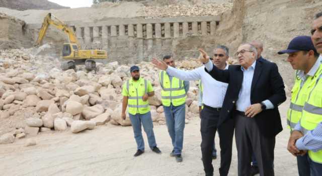 وزير الأشغال يؤكد ضرورة إنجاز المشاريع قبل دخول فصل الشتاء