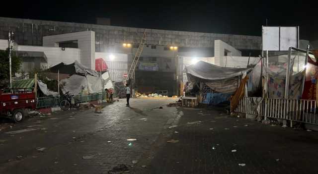 قصف مكثف في محيط مجمع الشفاء الطبي بغزة