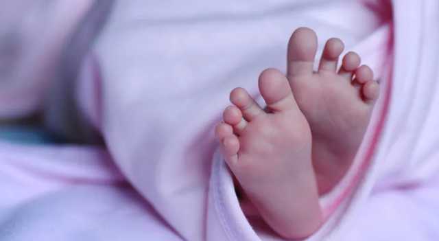 تفاصيل مثيرة لإنقاذ حياة رضيعة في عمان