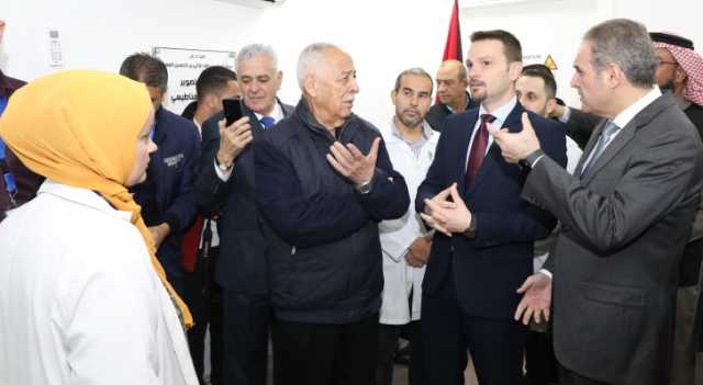 العيسوي يتفقد وحدة الرنين المغناطيسي بمستشفى معاذ بن جبل بالاغوار الشمالية