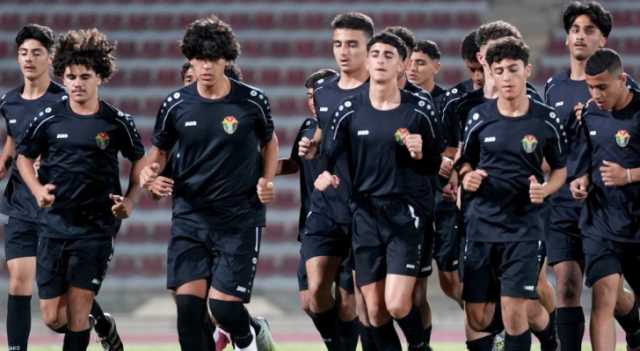 منتخب الناشئين يباشر تدريباته بعُمان استعداداً لغرب آسيا