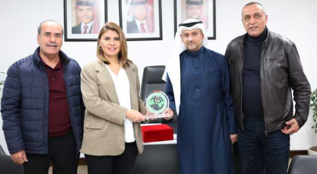 اللجنة الأولمبية تشيد بأنشطة الاتحاد العربي للكرة الطائرة