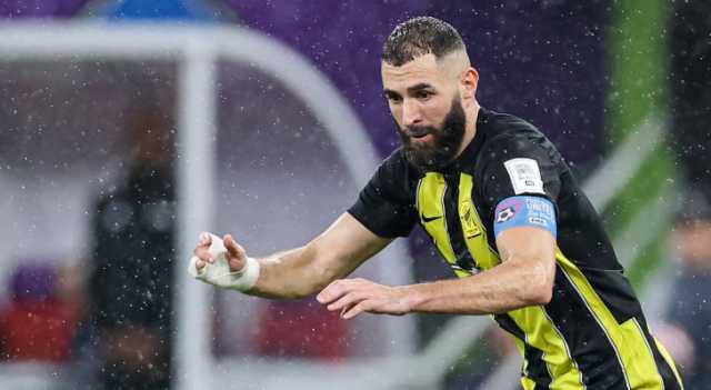 بعد السقوط أمام النصر .. بنزيما يهرب من السوشال ميديا