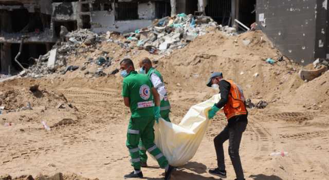 الدفاع المدني بغزة: الاحتلال أخفى جثث الشهداء في مجمع الشفاء