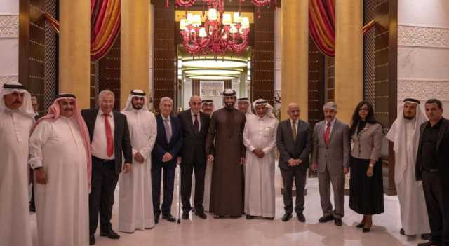 ممثل ملك البحرين للأعمال الإنسانية يلتقي قيادات صندوق تمكين القدس