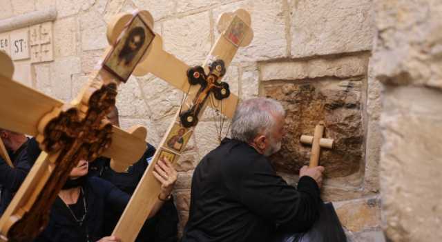قوات الاحتلال تضيق على المسيحيين في محيط كنيسة القيامة تزامنا مع سبت النور