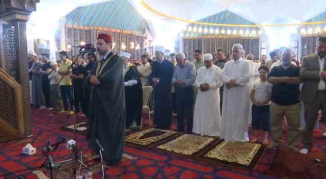 الأردنيون يؤدون صلاة عيد الأضحى المبارك - بث مباشر