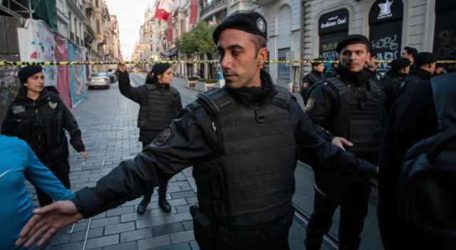 تركيا: توقيف 474 شخصا بعد أعمال عنف طالت مصالح سوريين