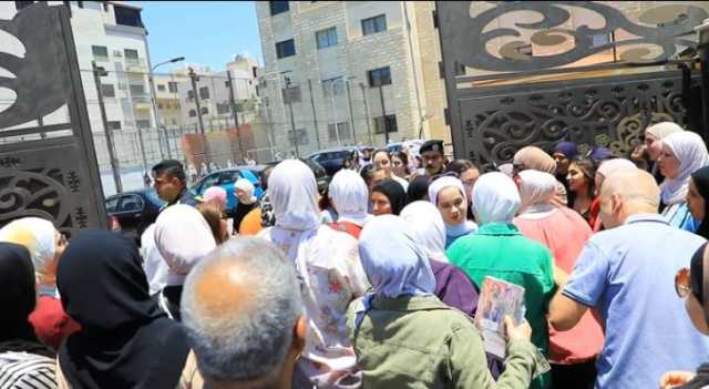 تباين آراء طلبة التوجيهي حول امتحان الرياضيات الورقة الثانية