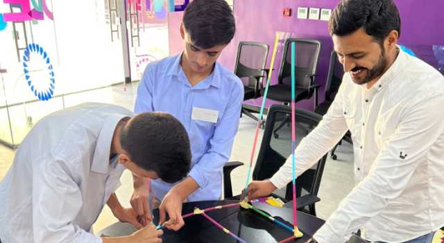 منصّة زين تطلق برنامج مجتمع الرياديين الصغار (YESJO) في عمان واربد والكرك والعقبة
