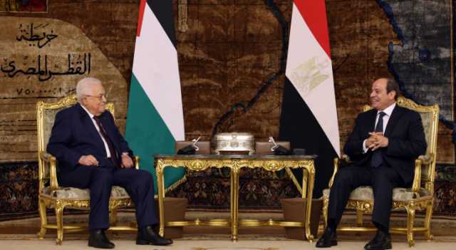 عباس يؤكد للسيسي الرفض القاطع لمحاولات تهجير الفلسطينيين