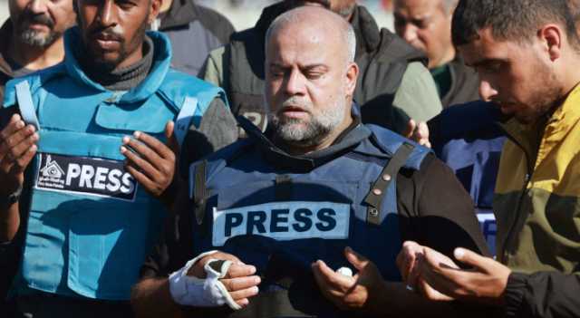 نقل الدحدوح إلى مصر لتلقي العلاج