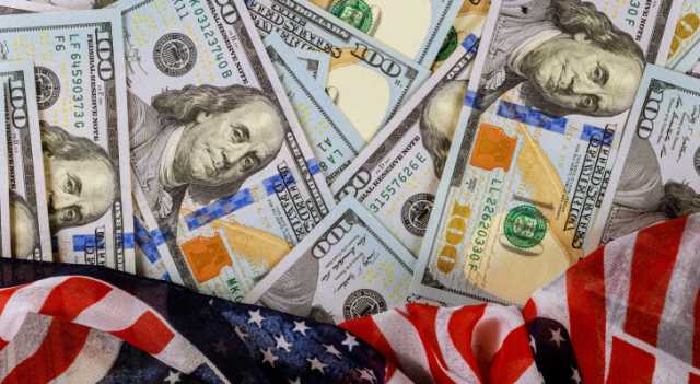 الفدرالي الأمريكي يبقي على سعر الفائدة دون تغيير