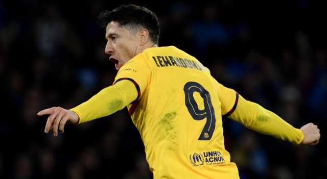 هداف برشلونة البولندي يحطم أرقام أساطير البلوجرانا