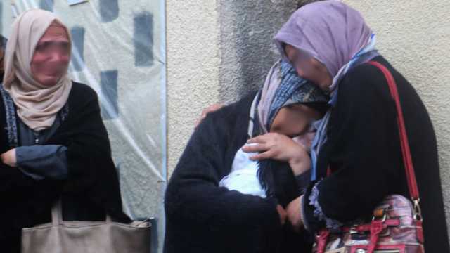 أسيرة من غزة تكشف تفاصيل إجبارها على التعري في سجون الاحتلال