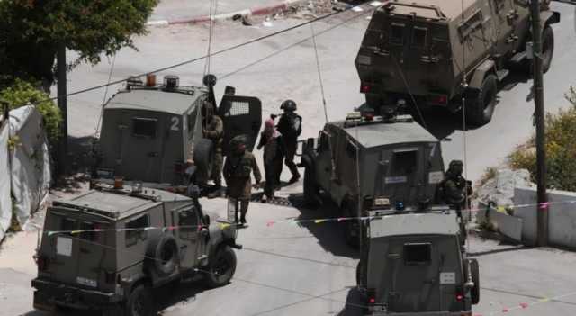قوات الاحتلال تواصل اقتحام مدن وبلدات الضفة الغربية وتنفذ حملات اعتقال