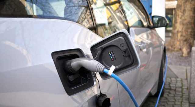 المناطق الحرة: السيارات الكهربائية توفر 200 دينار شهريًا على الأردنيين