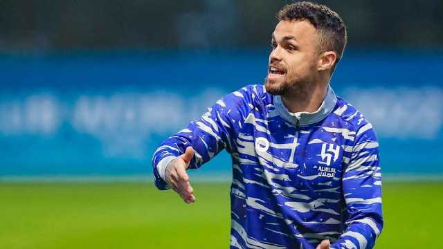 الاتفاق يزاحم التعاون لضم لاعب الهلال ميشيل ديلغادو