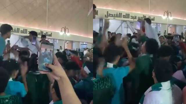 ‏جماهير الأهلي بالأمس تحتفل بالفوز : هاتوا الفقراوي .. هاتوا الفقراوي .. فيديو