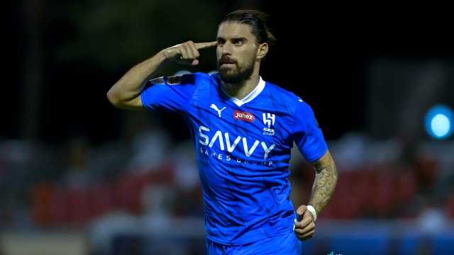 الهلال يتأهل لدور الـ 16 من كأس الملك .. فيديو