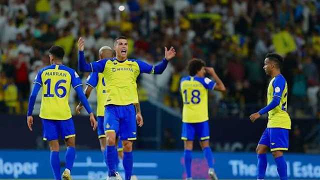 النصر يستعين بطواقم حكام أجانب لمباريات الفريق كافة
