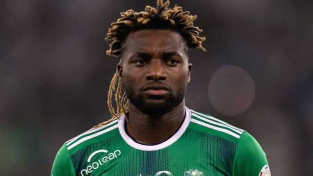 بعد فوز الأهلي ضد الاتحاد..ماكسيمان يسخر من تيفو جمهور الاتحاد..فيديو