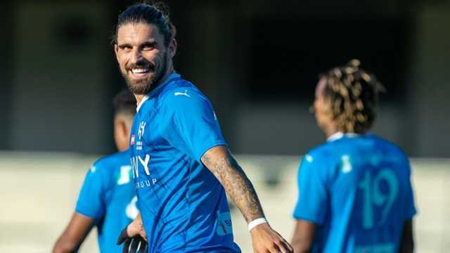 مدير نيوكاسل: لا يوجد ما يمنعنا من الاستقطاب من الدوري السعودي