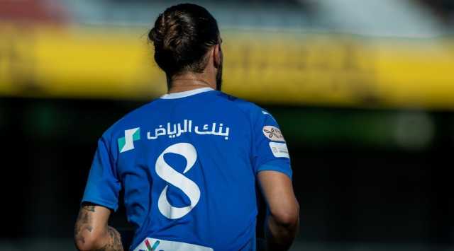 مدرب نيوكاسل يلمح برغبته في ضم نيفيز