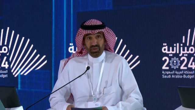 الراجحي: مشاركة المرأة في سوق العمل قفزت من 17% إلى 35% اليوم .. فيديو