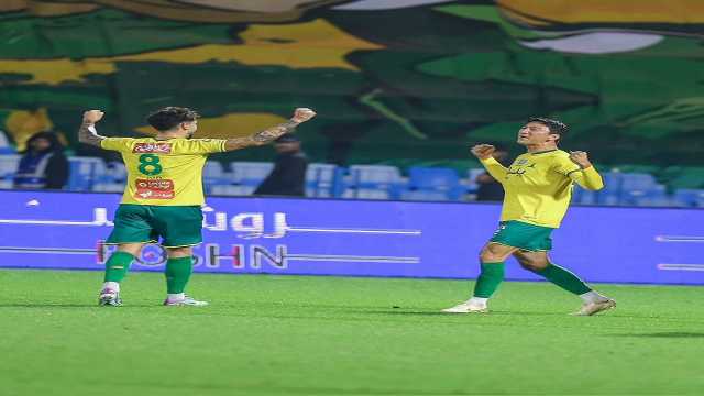 ضمك يتغلب على الطائي والخليج يتخطى الفيحاء بثلاثية