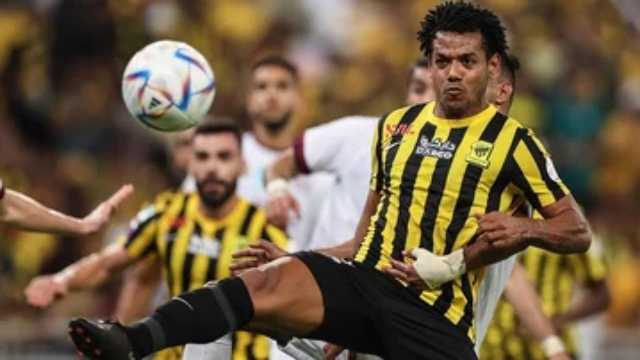 رومارينهو جاهزاً لمواجهة أوكلاند سيتي.. فيديو