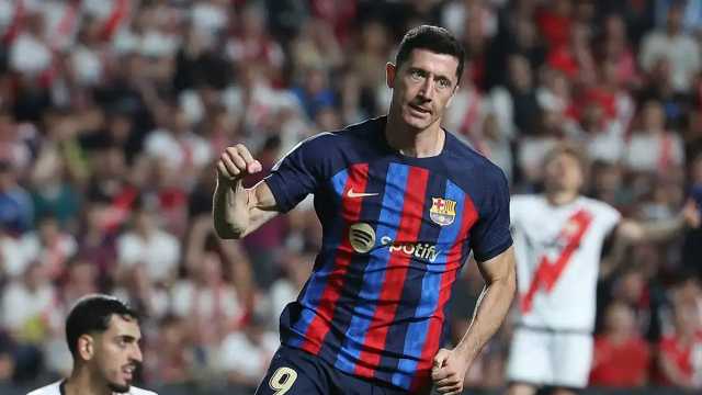 ليفاندوفسكي يتراجع في مستواه الكروي
