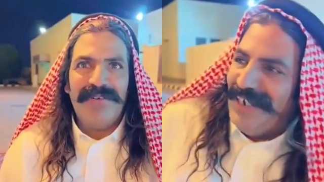 شخص يترك هاتفه 7 سنوات ويستخدم جوال كشاف من أجل والدته .. فيديو