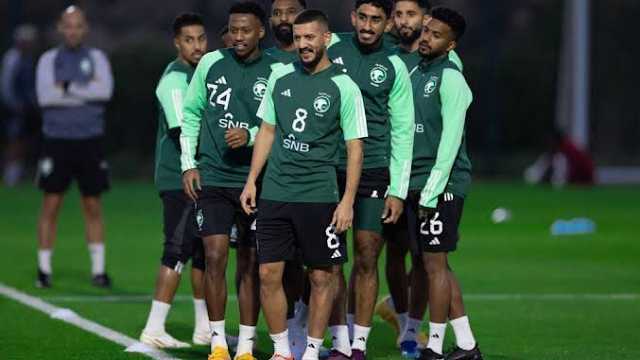 مانشيني يستدعي 3 لاعبين لمعسكر المنتخب الوطني في قطر