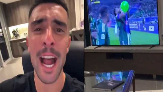 الفارو يحتفل بفوز الأخضر على عمان.. فيديو