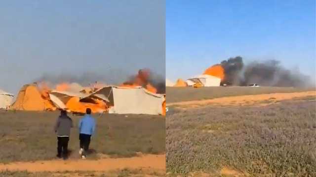 اندلاع حريق هائل داخل الخيام بسبب هبوب الرياح القوية .. فيديو