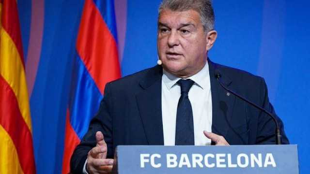 برشلونة يستهدف حارس مرمى عاطلًا