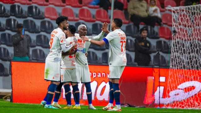 الفيحاء يتغلب على الرائد بثنائية والتعاون يتعادل مع الوحدة