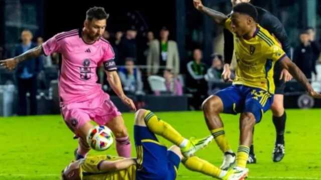 تعليق اللاعب المصاب الذي راوغه ميسي