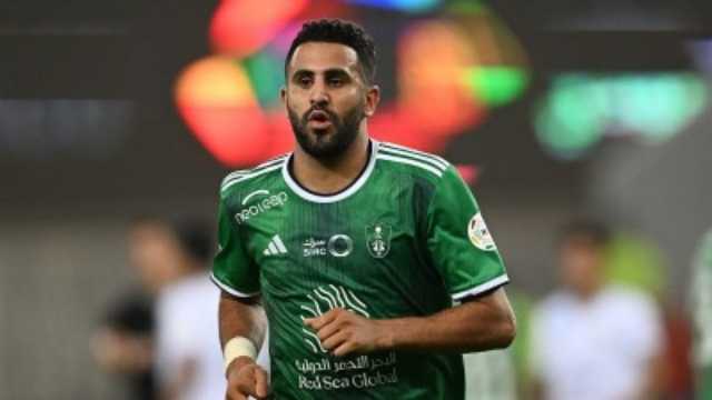 حقيقة طلب محرز الاعتزال الدولي من تمثيل منتخب بلاده