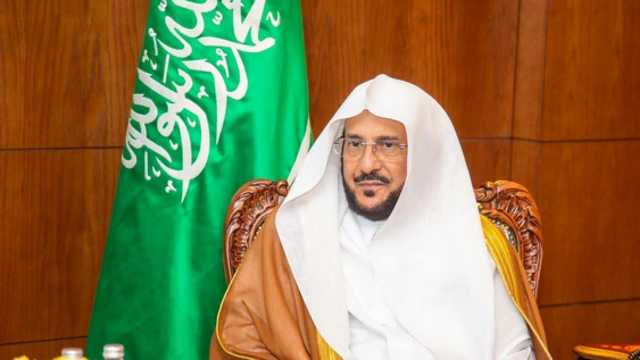 قرار عاجل من وزير الشؤون الإسلامية بشأن صلاة عيد الفطر