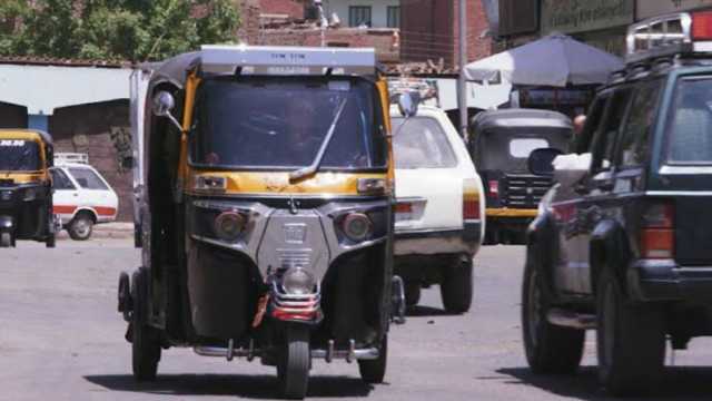 مصرع عامل على يد فتاه بسبب «توك توك» في مصر