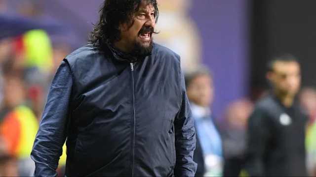 بورغوس‎ يعتذر لنجم برشلونة لامين يامال