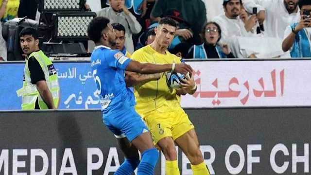 اتحاد القدم يطلب إفادة رونالدو بعد نيله البطاقة الحمراء أمام الهلال