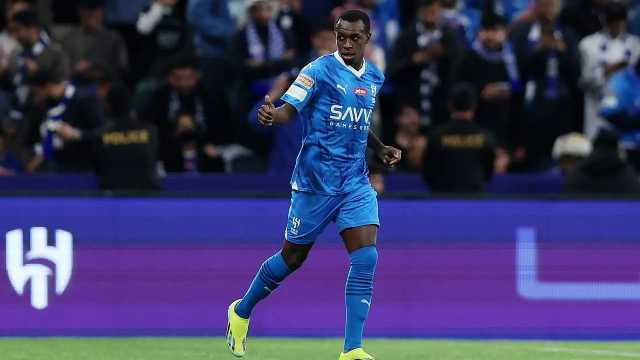 نادٍ فرنسي يسعى إلى ضم نجم الهلال
